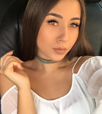 Nicole Cherry a trecut la ora de vara