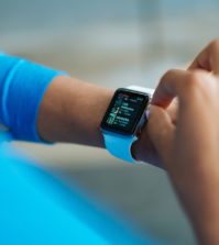 Ceas inteligent de top